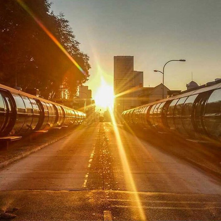 Tubo Curitiba e por do sol